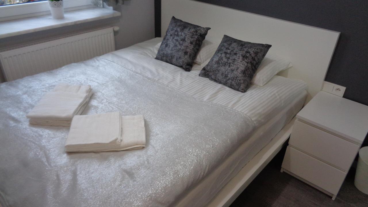 Pokoje Zachodnia 2F Apartment Бялисток Екстериор снимка