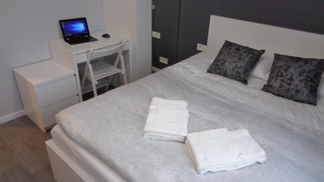 Pokoje Zachodnia 2F Apartment Бялисток Екстериор снимка
